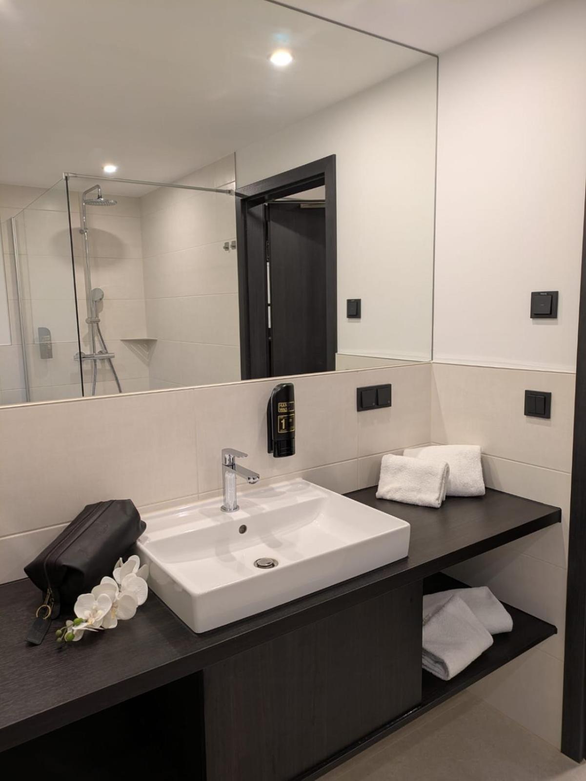 Seehotel Ecktannen Waren  Kültér fotó